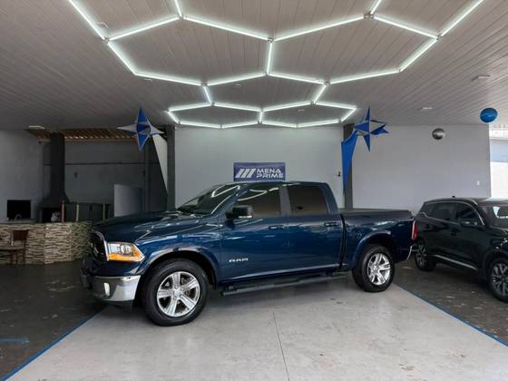 RAM CLASSIC 5.7 V8 GASOLINA LARAMIE CD 4X4 AUTOMÁTICO RAM CLASSIC 5.7 V8 GASOLINA LARAMIE CD 4X4 AUTOMÁTICO
